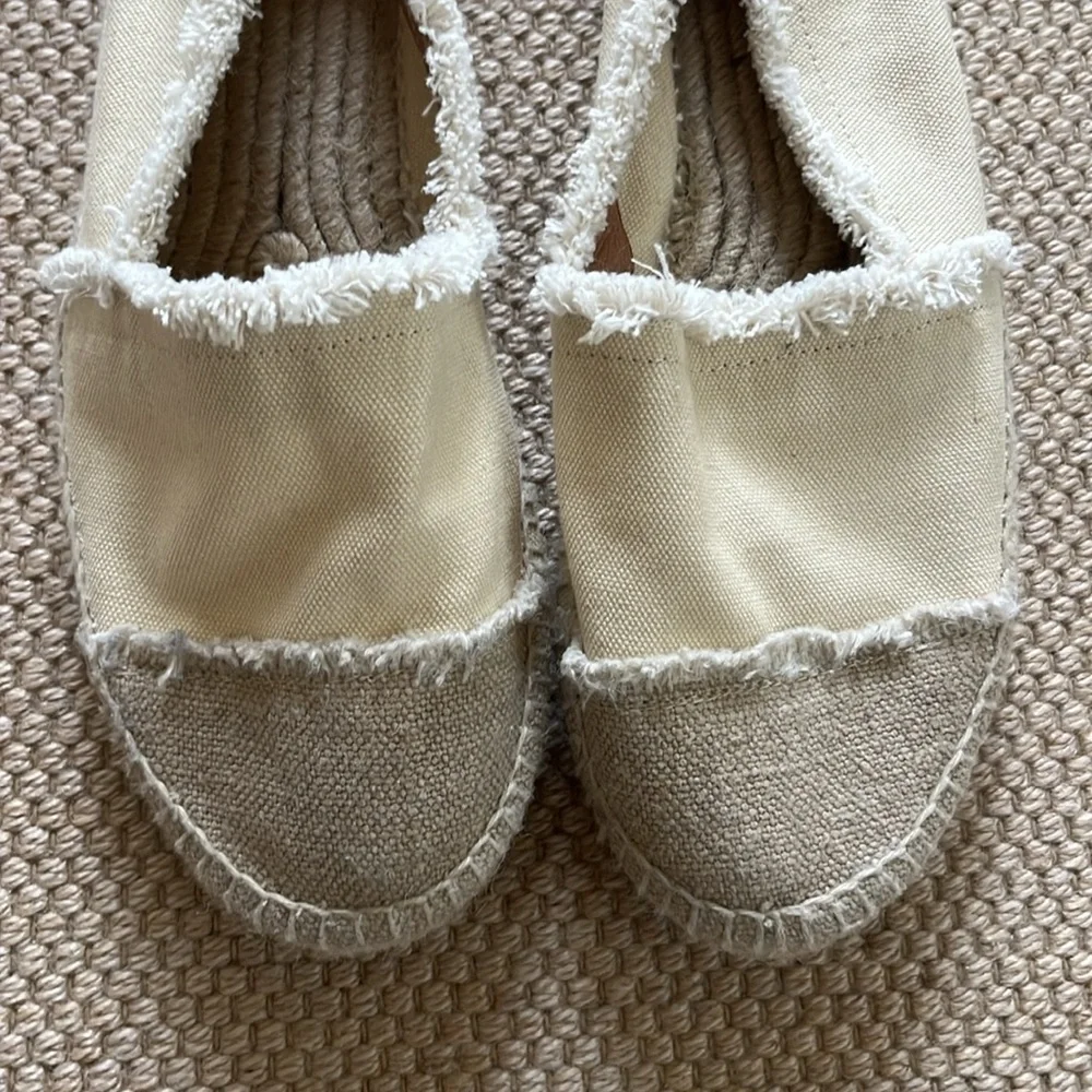 Castaner Fringe Espadrilles size 40 - Picture 7 of 7